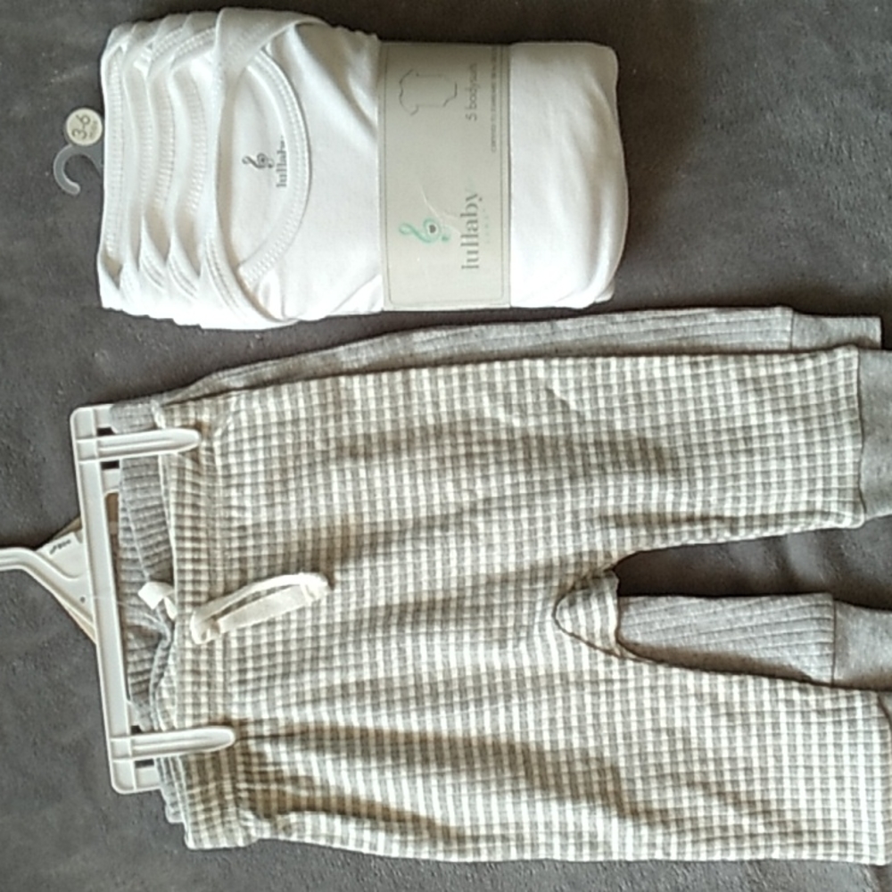 Baby Clothes 3-6months, white +grey Gerber + lullaby